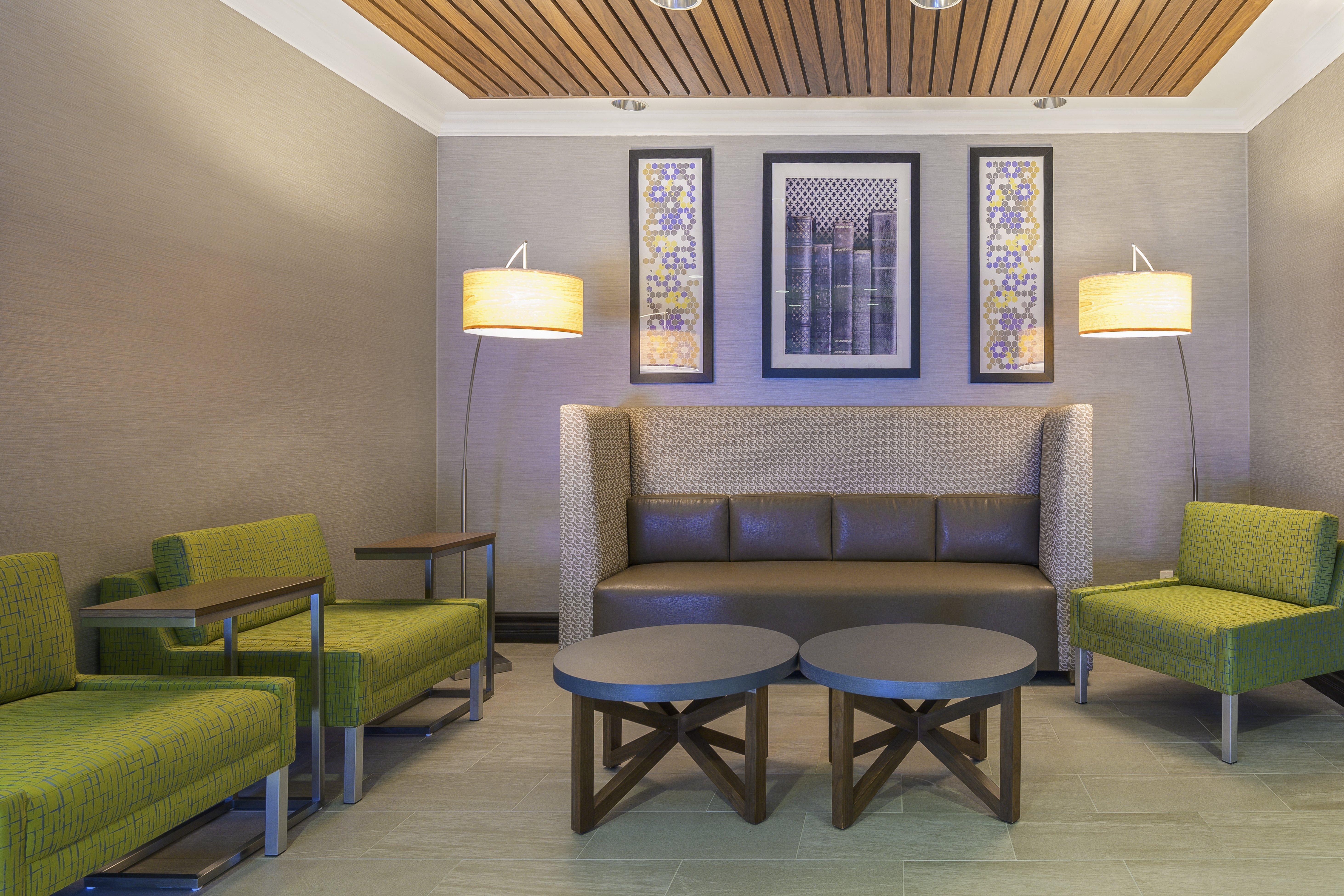 Holiday Inn Express Hotel & Suites North Bay By Ihg Exterior foto