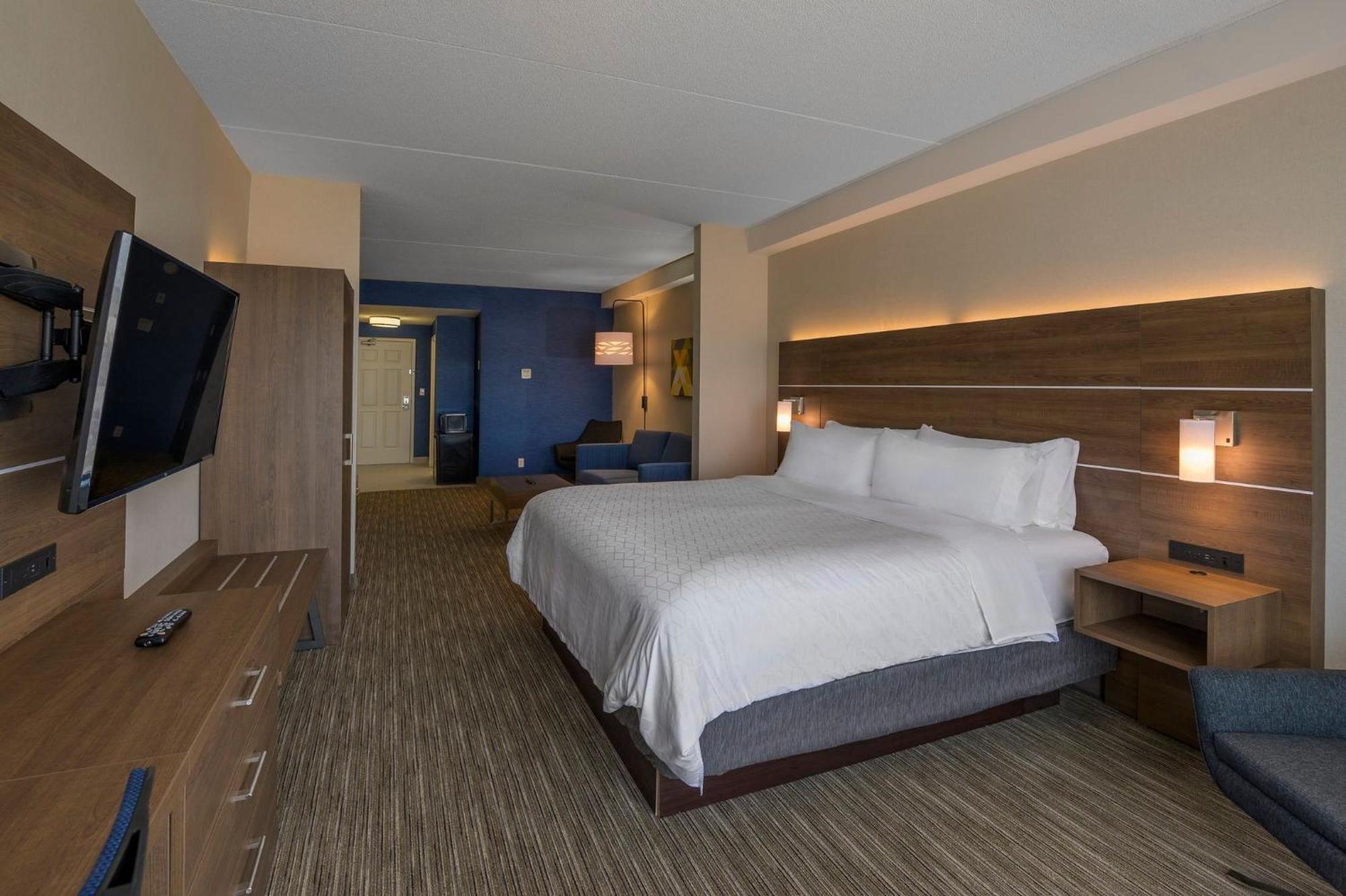 Holiday Inn Express Hotel & Suites North Bay By Ihg Exterior foto
